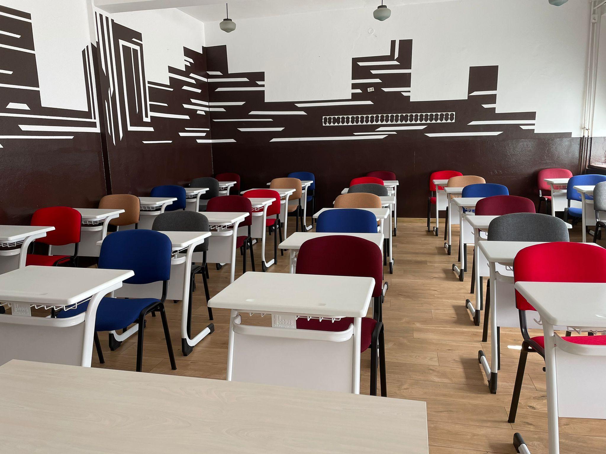 Prima Clasă Renovată Prima Clasă Renovată